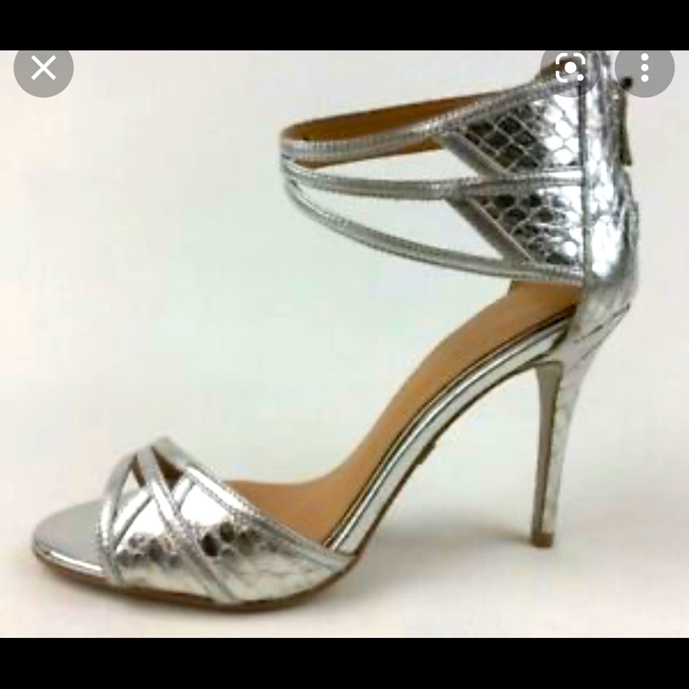 Badgley Mischka Felisha size 8 NWT